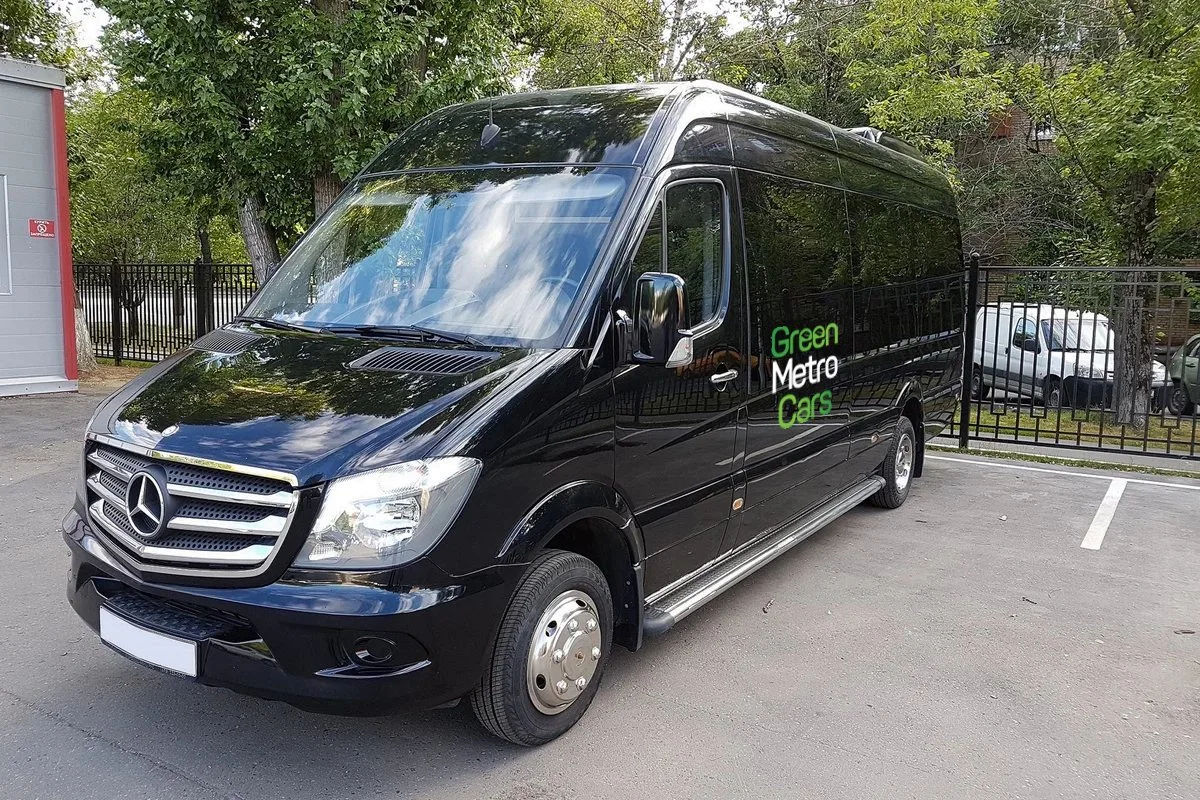 Minibus hire Reading